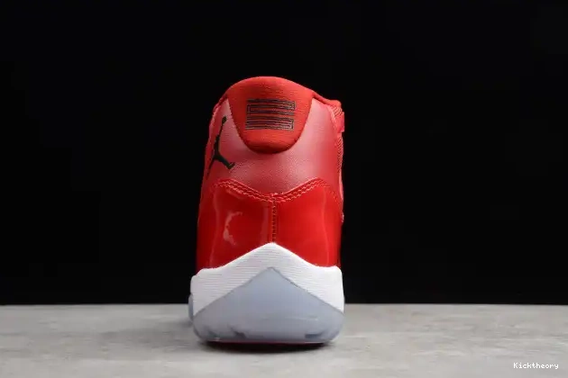 Kicktheory 378037-623 RetroGym Red Air 11 Jordan 0605